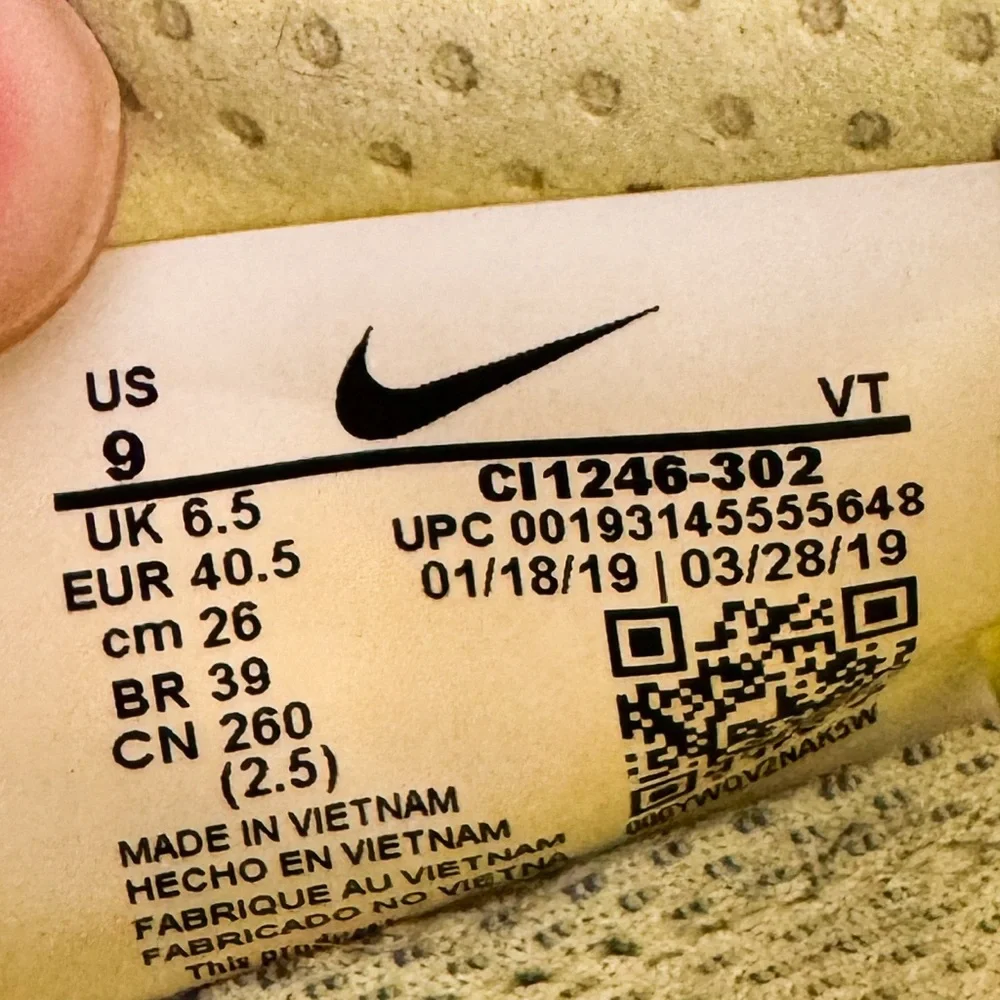 Nike Vapor Max Neon Yellow Running Sneakers Women’s Size 9 - Picture 8 of 10